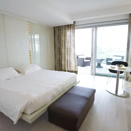 Premier & - Premier Μιλάνο Μαριτίμα