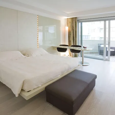 Premier & - Premier 5*