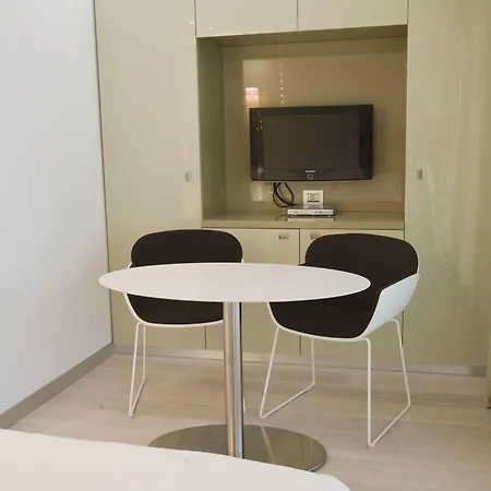 Premier & - Premier Ξενοδοχείο Μιλάνο Μαριτίμα