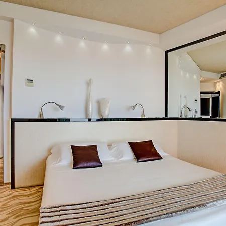 Premier & - Premier Μιλάνο Μαριτίμα