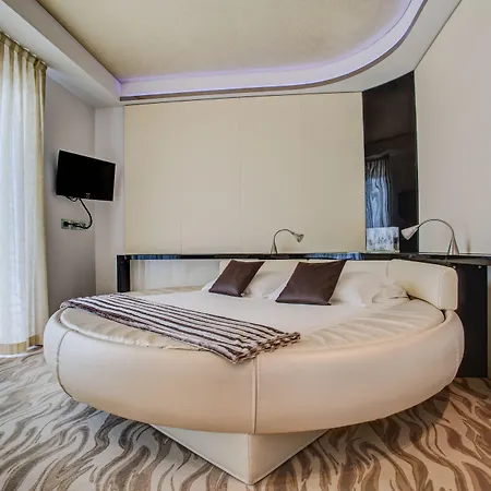 Premier & - Premier Ξενοδοχείο 5*