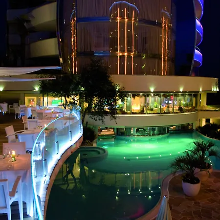 Ξενοδοχείο Premier & - Premier 5*