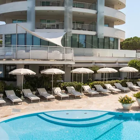 Premier & - Premier Hotel 5*