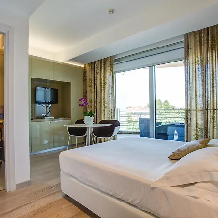 Premier & - Premier 5* Μιλάνο Μαριτίμα