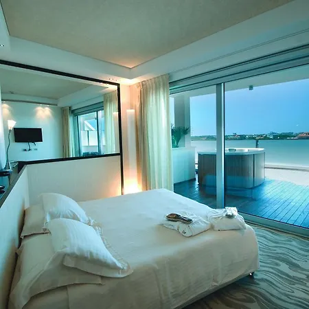 Premier & - Premier Ξενοδοχείο