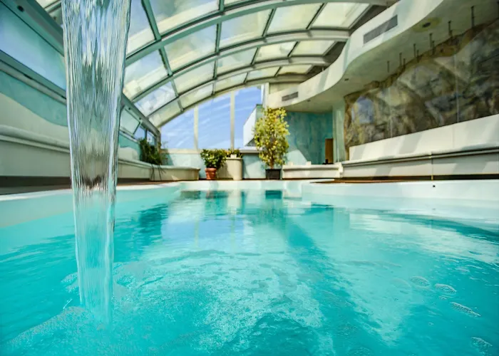 Premier & - Premier Hotel