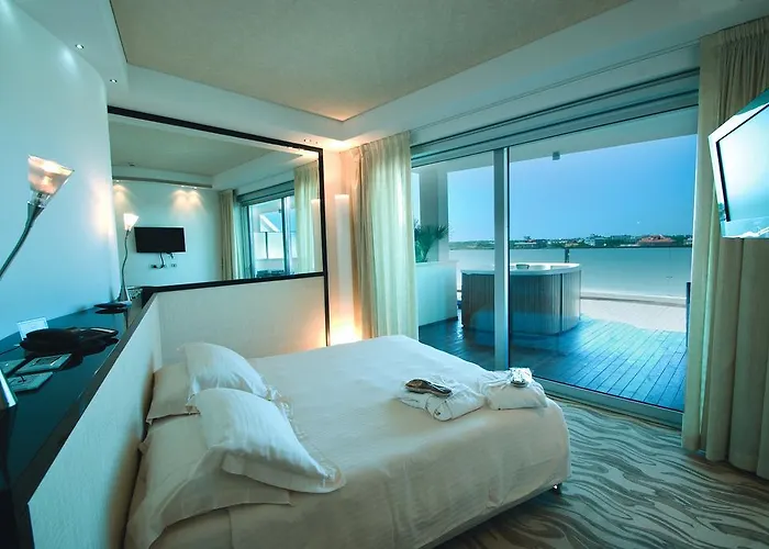 Premier & - Premier Hotel